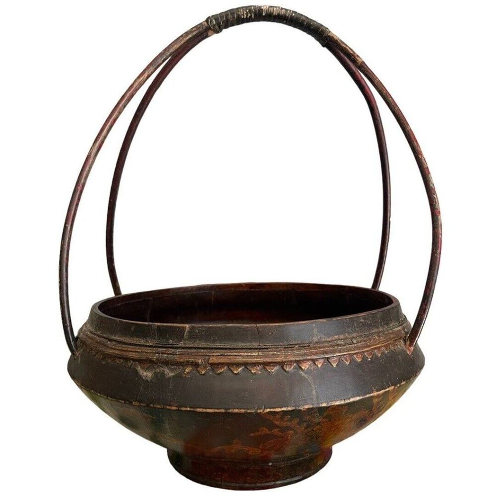 Antique Chinese Chrysanthemum Wooden Handled Bowl